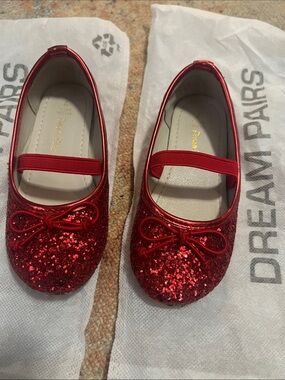 Dream Pairs Girls’ Red Glitter Bow Mary Jane Flats little kids 7